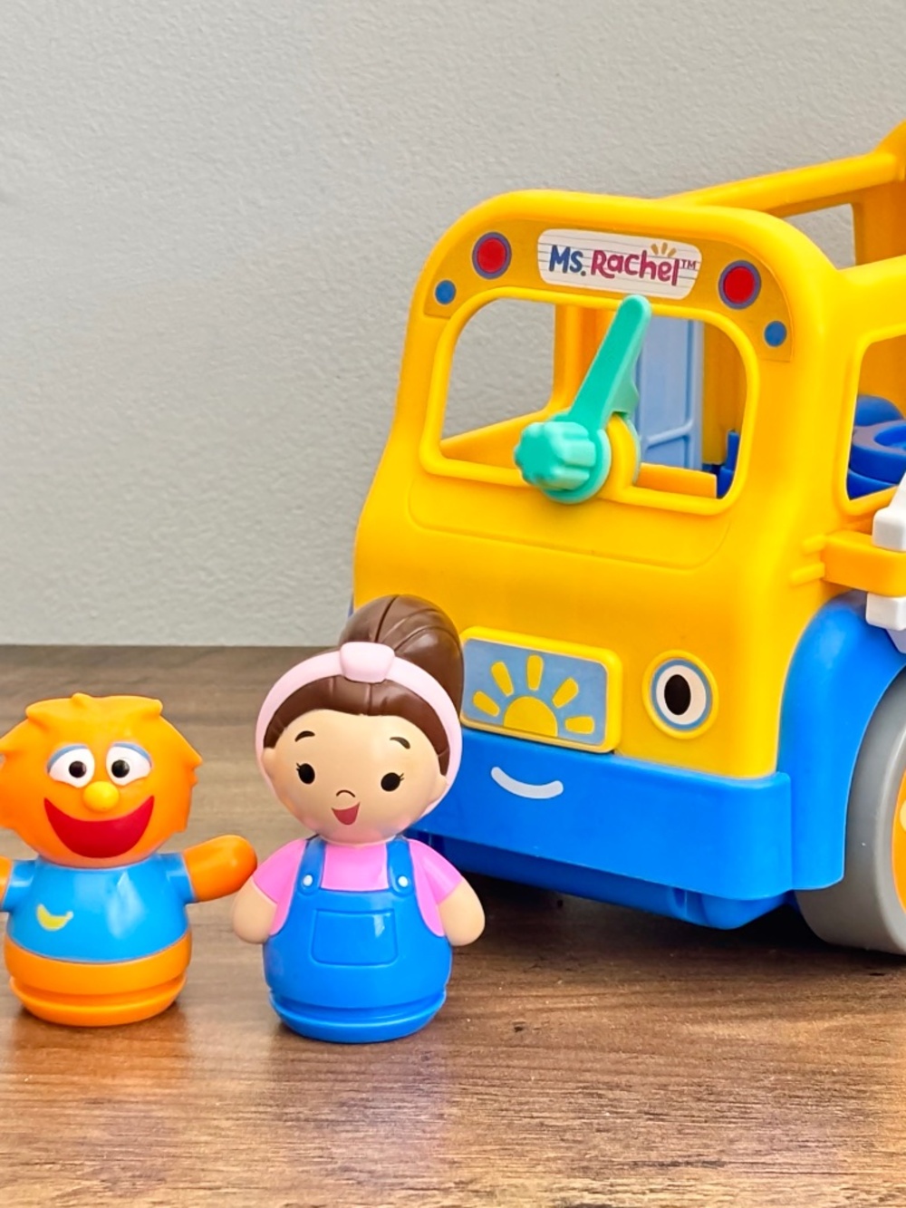 Ms. Rachel Official First Learning Electronic School Bus 2 Figures Toddler Toy